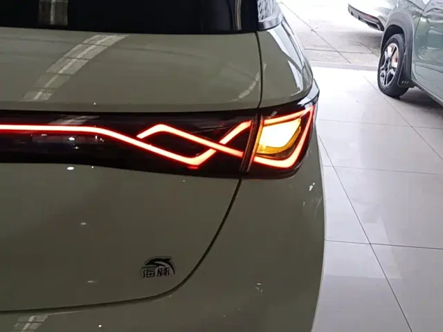 BYD Dolphin — Фото автомобиля 7
