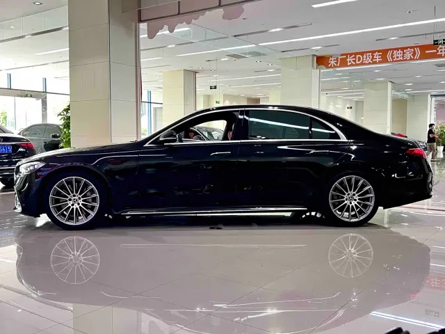Mercedes-Benz S-Class — Фото автомобиля 3