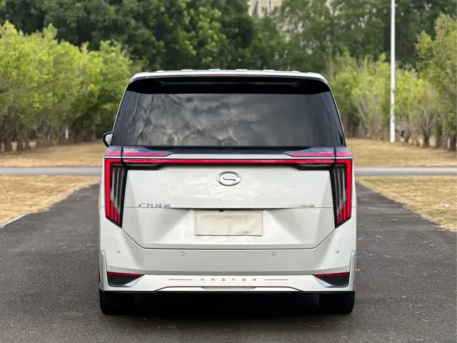 GAC Trumpchi M8 — Фото автомобиля 8