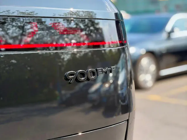 Lynk & Co 900 — Фото автомобиля 13