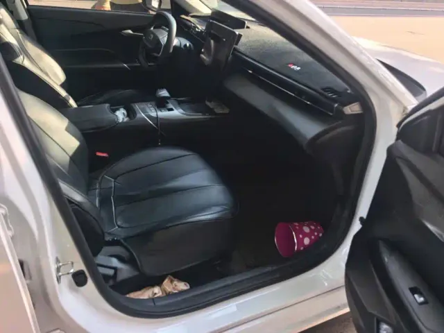 Changan Qiyuan A05 — Фото автомобиля 8