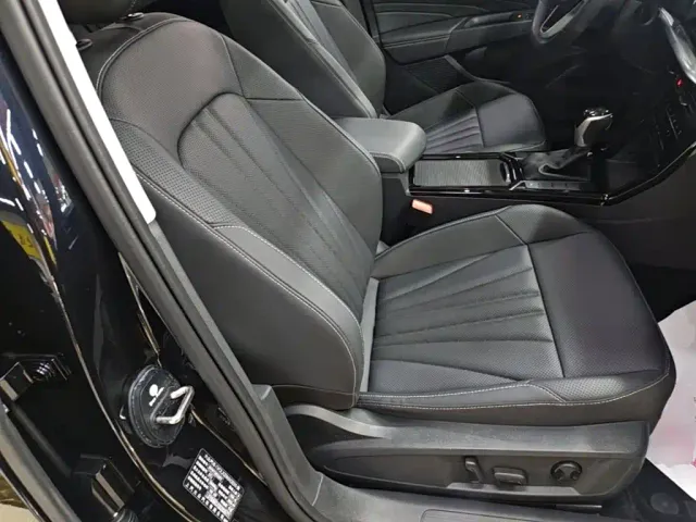 Volkswagen Passat — Фото автомобиля 24