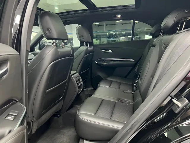 Cadillac XT4 — Фото автомобиля 10
