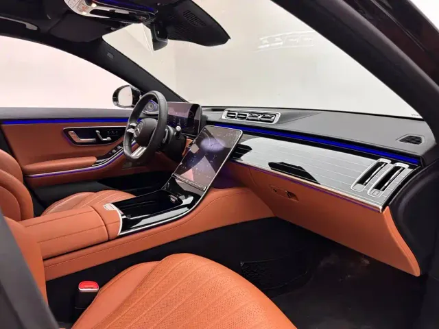 Mercedes-Benz S-Class — Фото автомобиля 11