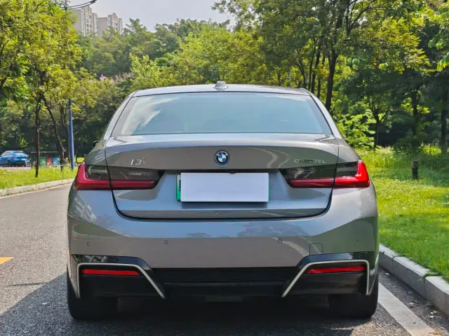 BMW BMW i3 2025 eDrive 35 L — Фото автомобиля 15