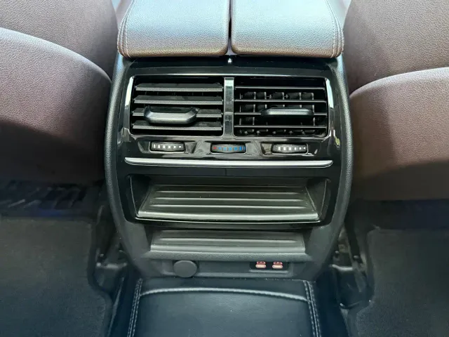BMW 5 Series — Фото автомобиля 17