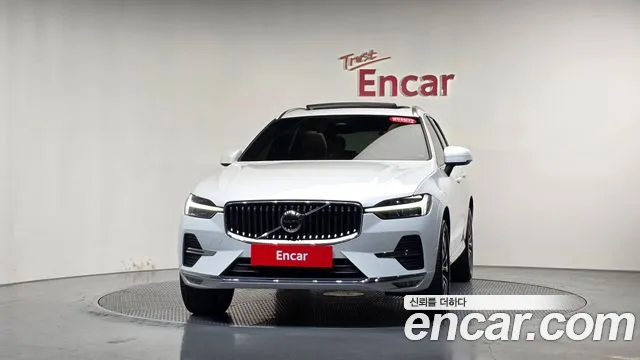 Volvo XC60 2nd Gen — Фото автомобиля 3