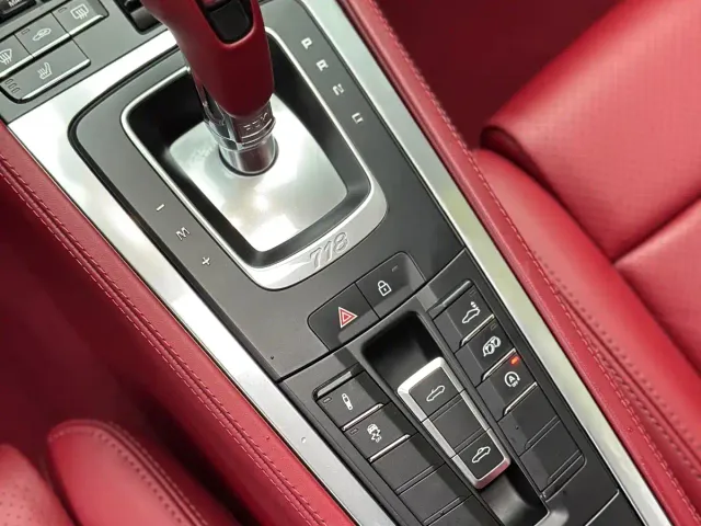 Porsche 718 — Фото автомобиля 14