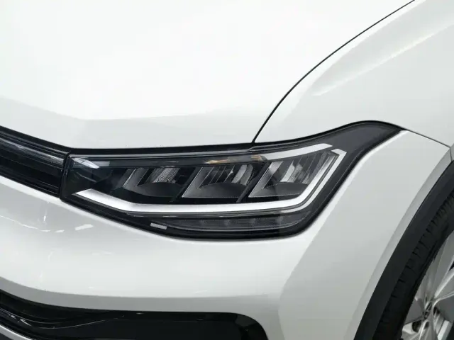 Volkswagen Tharu — Фото автомобиля 7
