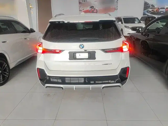 BMW X1 — Фото автомобиля 5