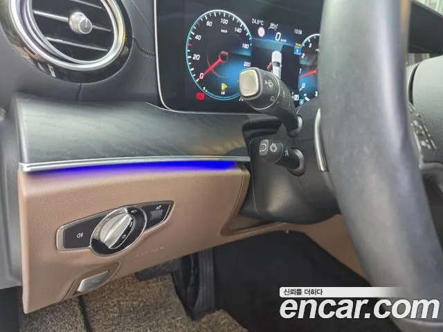 Mercedes-Benz E-Class W213 — Фото автомобиля 17