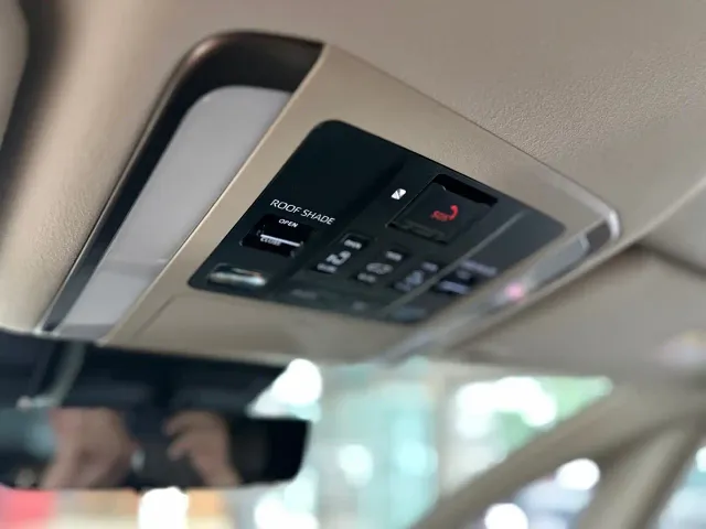 Toyota Alphard — Фото автомобиля 12