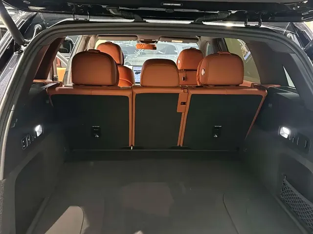 Li Auto L7 — Фото автомобиля 15