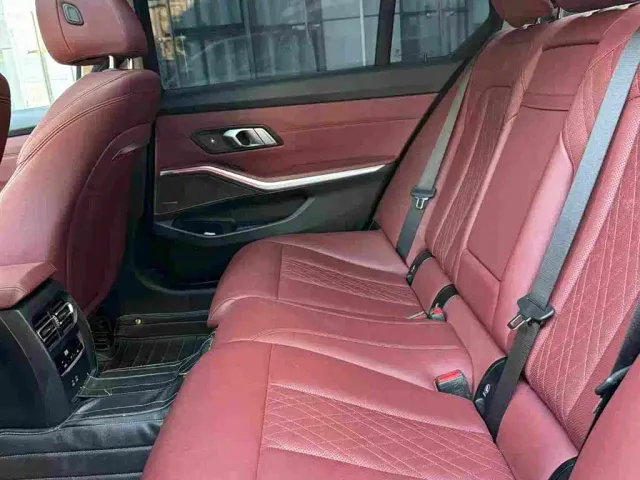 BMW 3 Series — Фото автомобиля 10