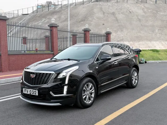 Фотография автомобиля — Cadillac XT5