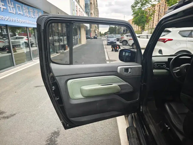 Baojun Yep — Фото автомобиля 10