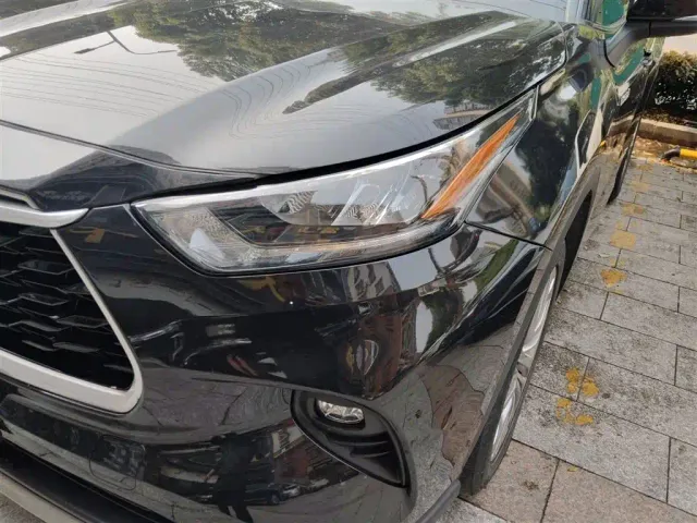 Toyota Highlander — Фото автомобиля 22