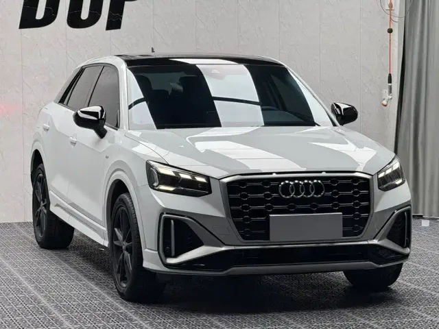 Audi Q2L — Фото автомобиля 3