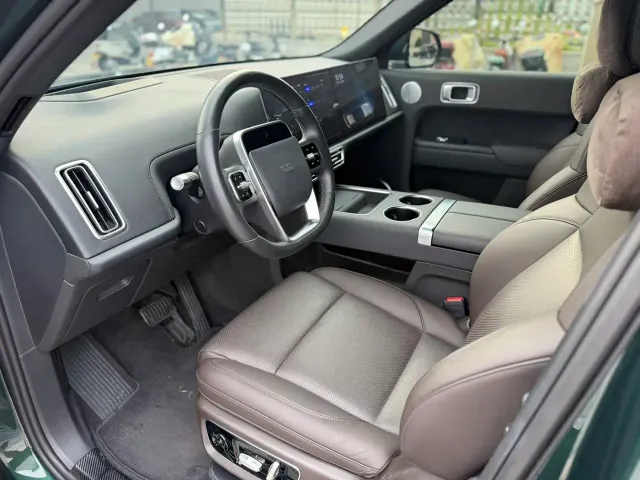 Li Auto Li Xiang L9 2022 Max — Фото автомобиля 7
