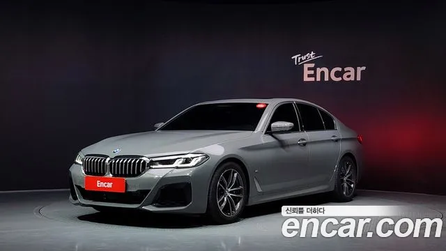 Фотография автомобиля — BMW 5 Series G30