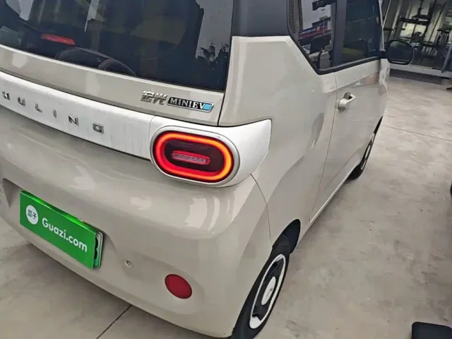 Wuling Hongguang Mini EV — Фото автомобиля 7