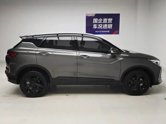 Geely Binyue — Фото автомобиля 7