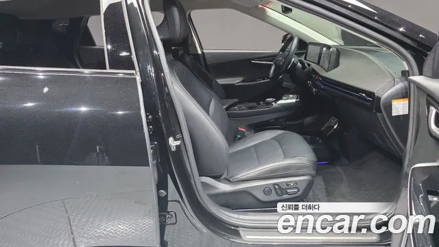 Kia EV6 — Фото автомобиля 11