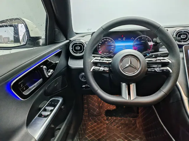 Mercedes-Benz C-Class — Фото автомобиля 9