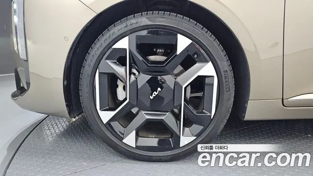 Kia K8 The New K8 — Фото автомобиля 5