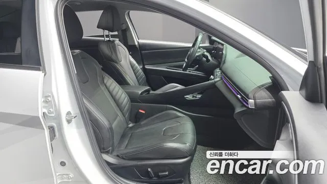 Hyundai AVANTE Avante (CN7) — Фото автомобиля 11