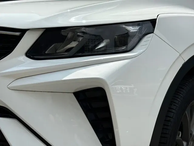 Geely Binyue — Фото автомобиля 13