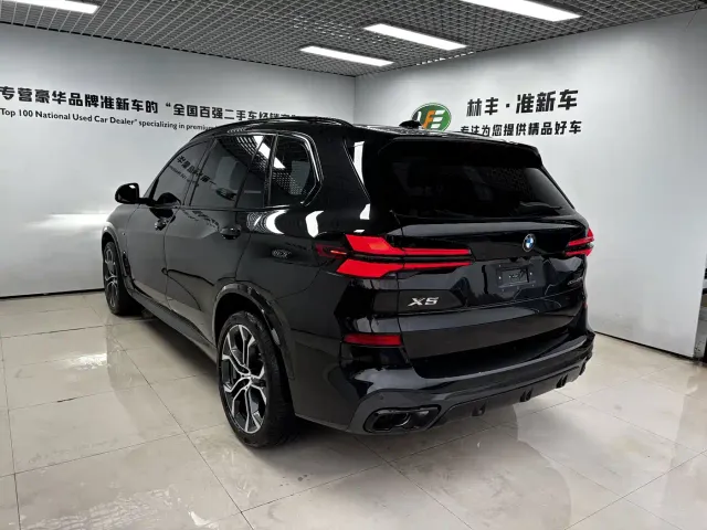 BMW X5 — Фото автомобиля 7