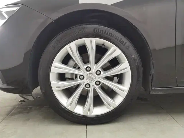 Buick Regal — Фото автомобиля 17