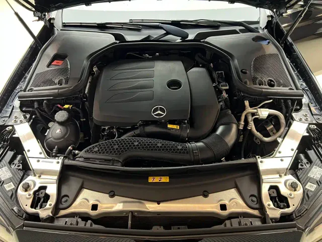 Mercedes-Benz E-Class — Фото автомобиля 15
