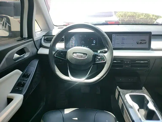 Geely Geometry E Firefly — Фото автомобиля 10