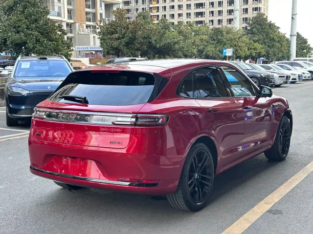 Aito M5 — Фото автомобиля 5