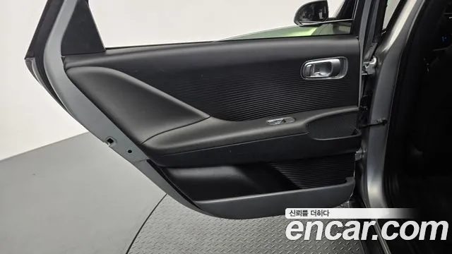 Hyundai Ioniq 6 — Фото автомобиля 14
