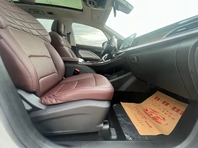 Geely Jiaji — Фото автомобиля 16
