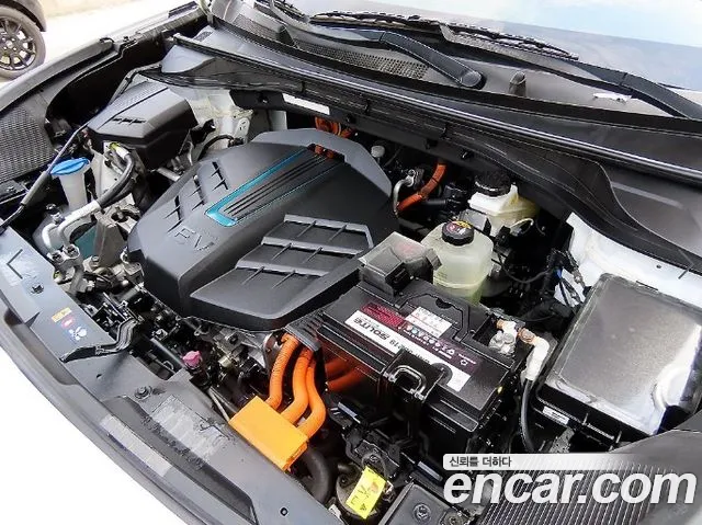 Kia Niro — Фото автомобиля 18