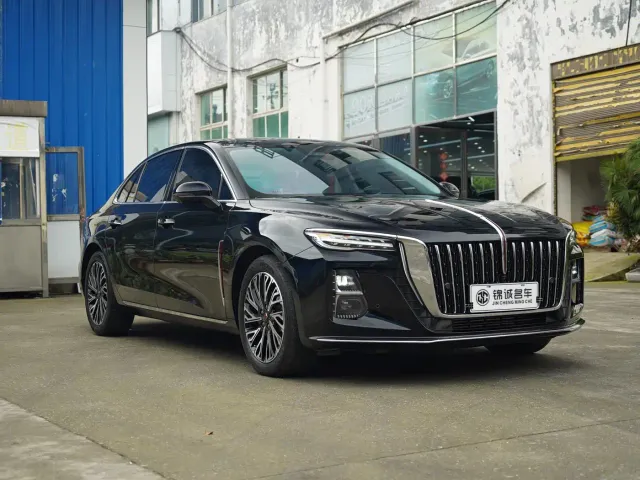 Hongqi H5 — Фото автомобиля 3