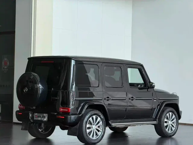 Mercedes-Benz G-Class — Фото автомобиля 13