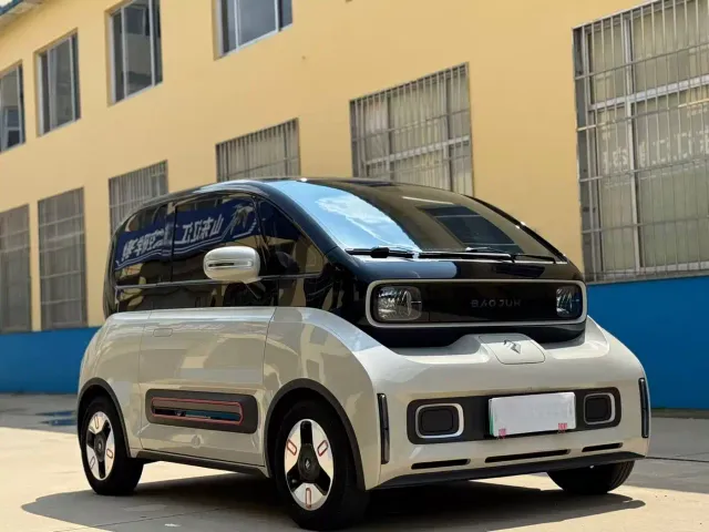 Фотография автомобиля — Baojun KiWi EV