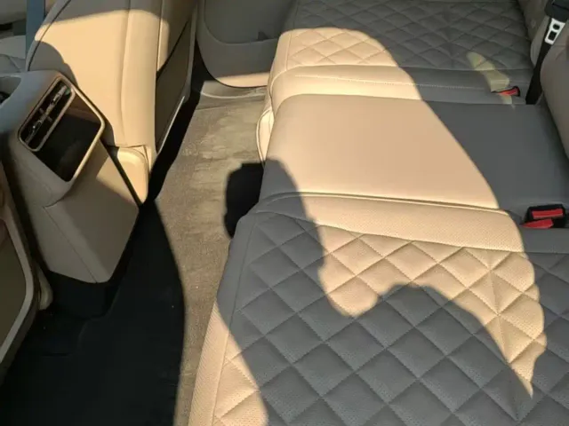Li Auto L8 — Фото автомобиля 7