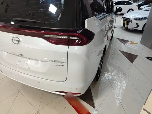 GAC Trumpchi M6 — Фото автомобиля 7