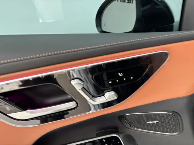 Mercedes-Benz GLC-Class — Фото автомобиля 11