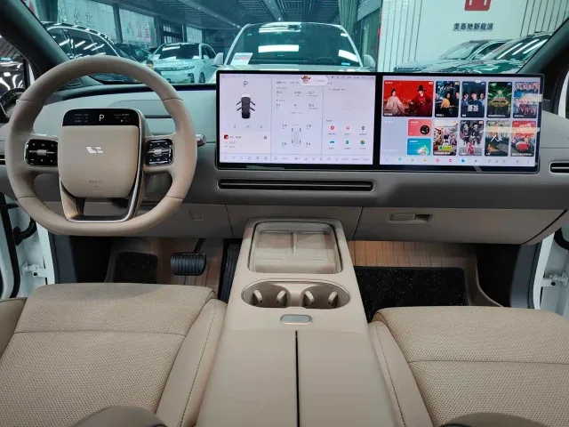 Li Auto i6 — Фото автомобиля 6