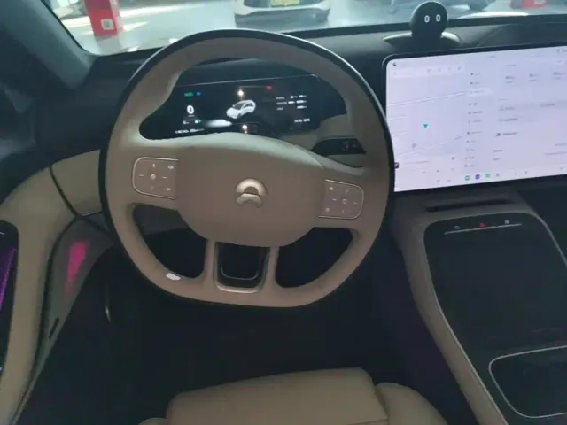 Nio ET5 Touring — Фото автомобиля 10