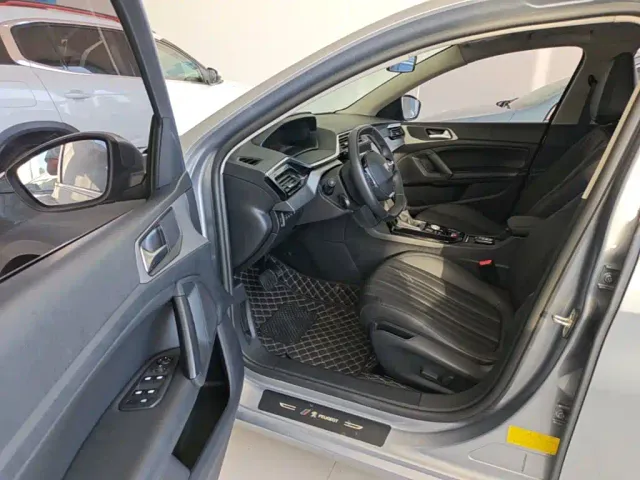Peugeot 408 — Фото автомобиля 15
