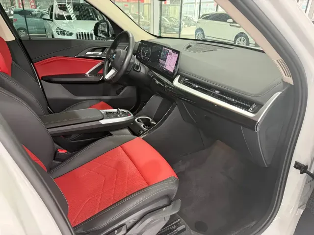 BMW X1 — Фото автомобиля 7