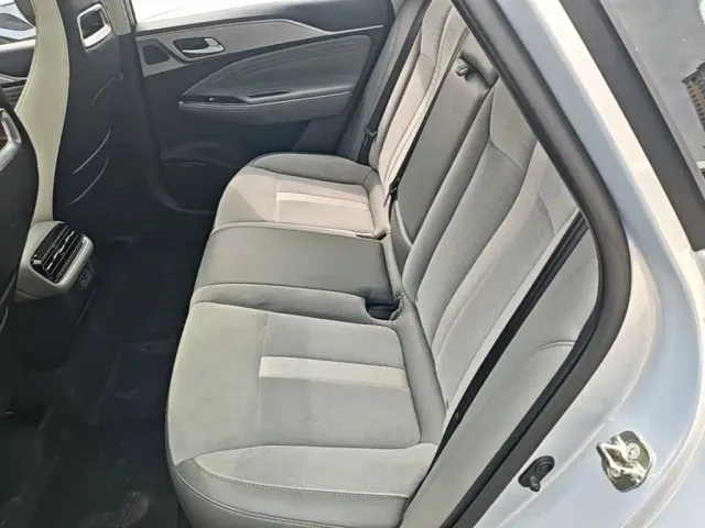 GAC Aion S Plus — Фото автомобиля 12